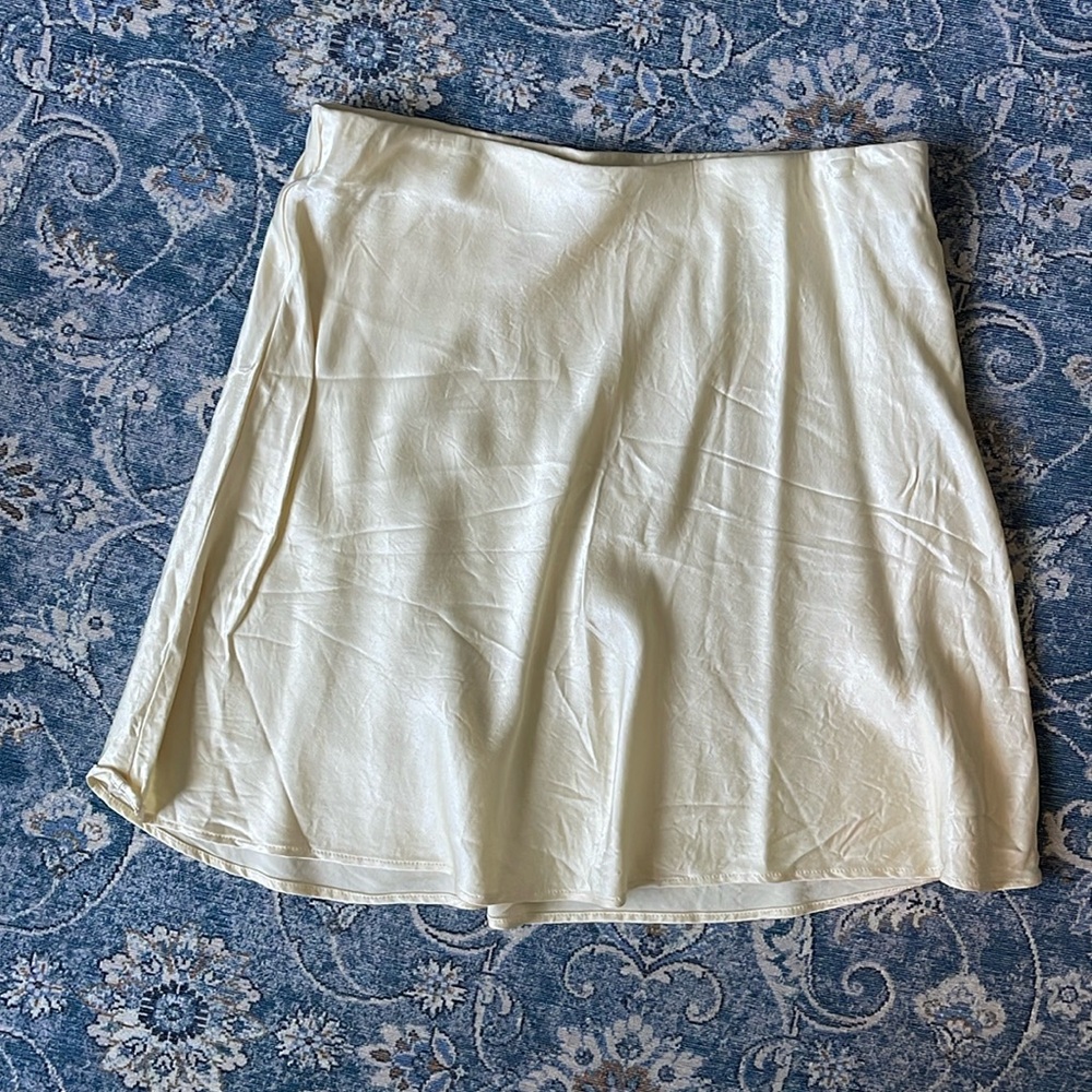 Light Yellow mini satin skirt